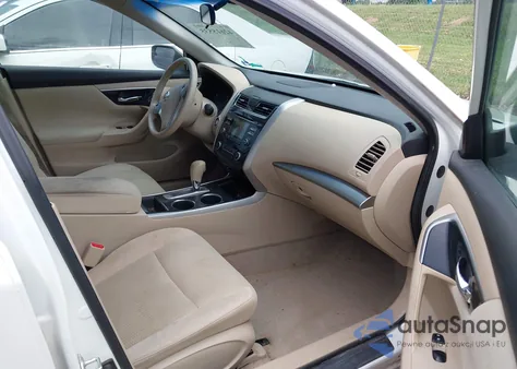 2014 Nissan Altima 2.5 S из США, поврежденный, VIN 1N4AL3AP4EC417609